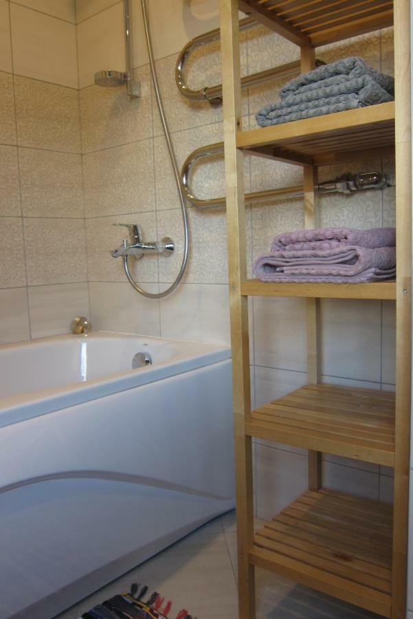 Apartment Anna Saldus ภายนอก รูปภาพ
